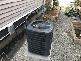 Professional AC installation with proper line set and drainage